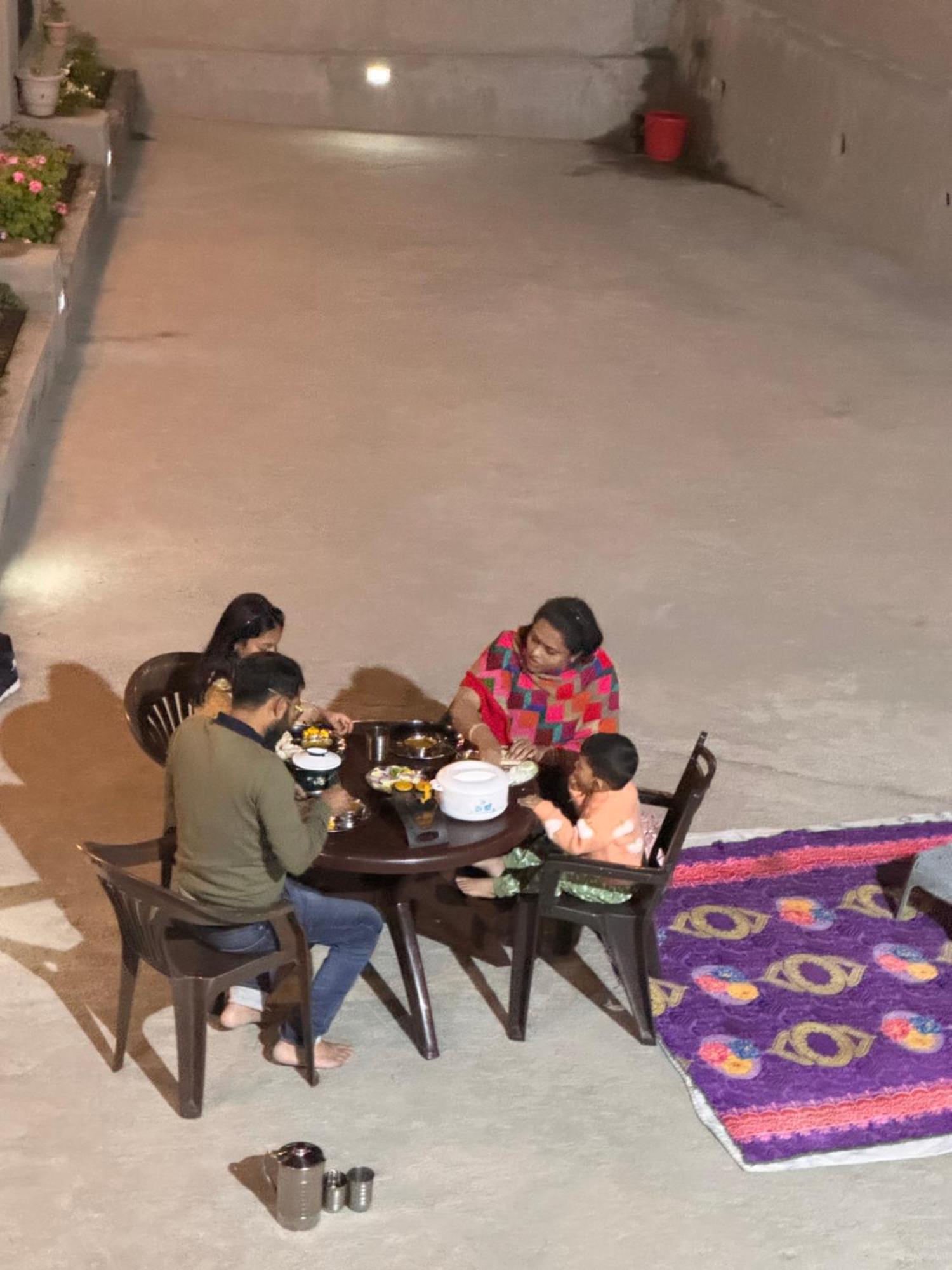 Aditya Homestay 댈하우지 외부 사진